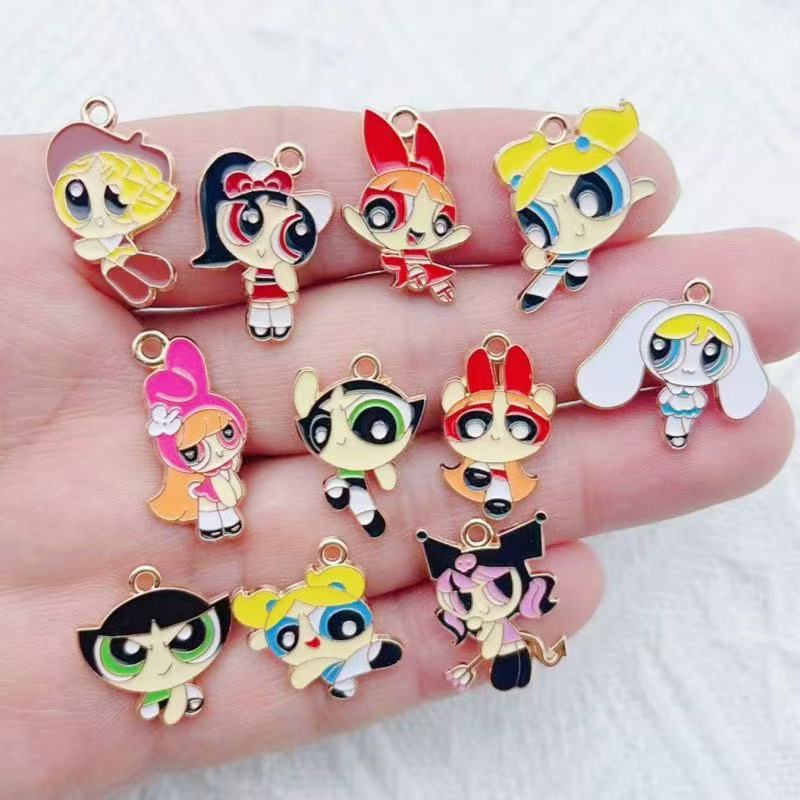 Gaming Accessories Gifts - 10 Stück Legierung Öl-Tropfen-Cartoon-Mädchen-Anhänger, DIY Schmuckherstellung