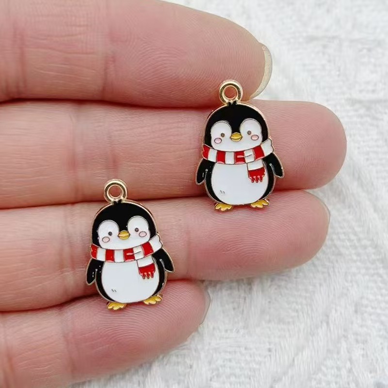 10 Stück Cartoon Pinguin Panda – Gaming Accessories Gifts Bewertung und Preis